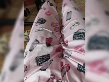 ZaraSss  live sex cam