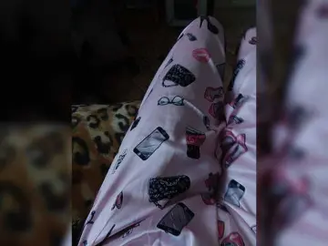 ZaraSss  live sex cam