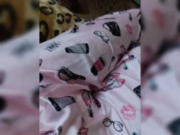 ZaraSss  live sex cam