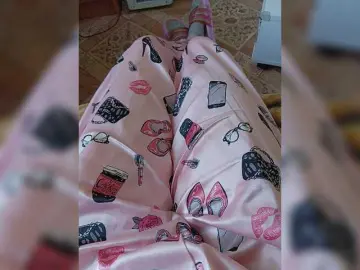 ZaraSss  live sex cam