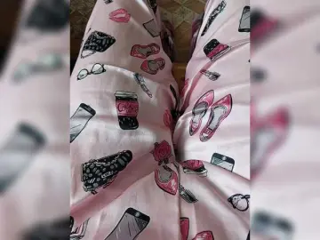 ZaraSss  live sex cam