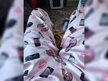 ZaraSss  live sex cam