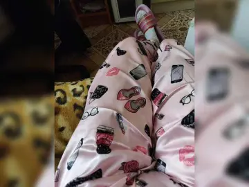 ZaraSss  live sex cam