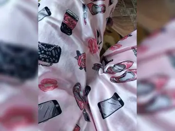 ZaraSss  live sex cam