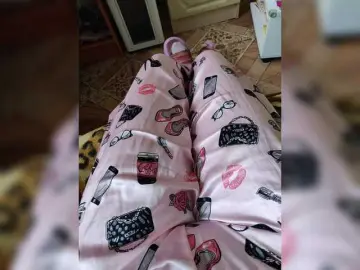 ZaraSss  live sex cam