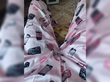 ZaraSss  live sex cam