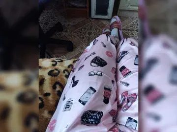 ZaraSss  live sex cam