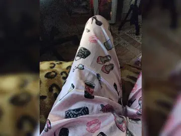 ZaraSss  live sex cam
