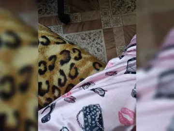 ZaraSss  live sex cam