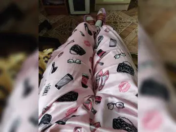 ZaraSss  live sex cam