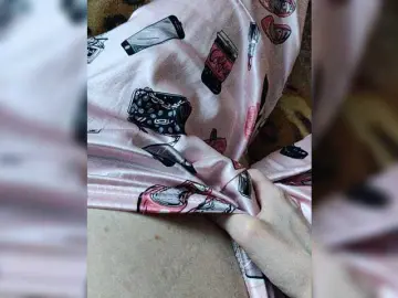 ZaraSss  live sex cam