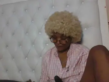 Blackcoco  live sex cam