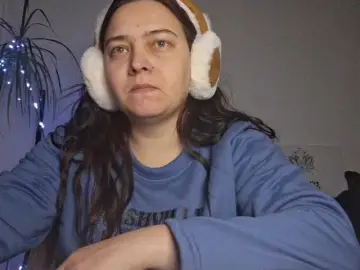 CyndeeWinter  live sex cam