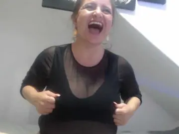 DeboraCienfuegos25  live sex cam