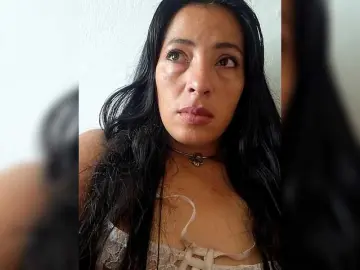 GiaGold  live sex cam