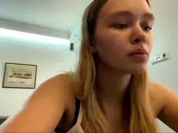 HerminiaLanting  live sex cam
