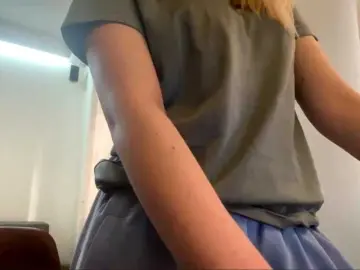 HerminiaLanting  live sex cam