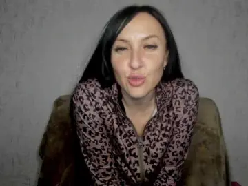 JuliaGramm81a  live sex cam