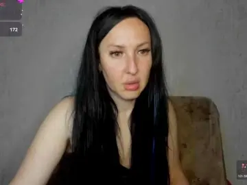 JuliaGramm81a  live sex cam
