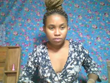 Litsiana20  live sex cam