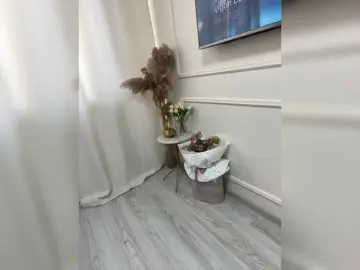 RadaRay55  live sex cam