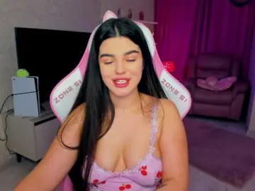 SnowingWinter  live sex cam