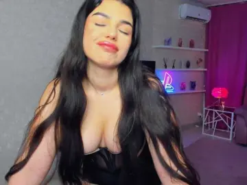 SnowingWinter  live sex cam