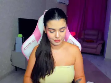 SnowingWinter  live sex cam