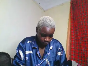 Tency  live sex cam
