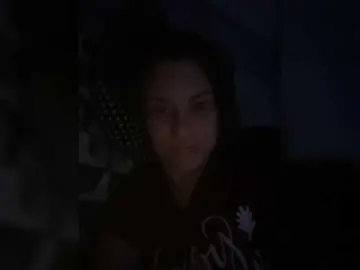 Toups12  live sex cam