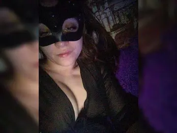 Xandra95012  live sex cam