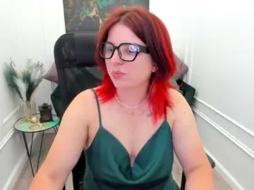 AmandaGasertoe  live sex cam