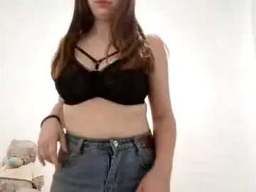 GeniaRhein  live sex cam