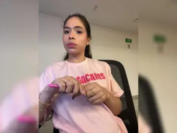 LeiaStone  live sex cam