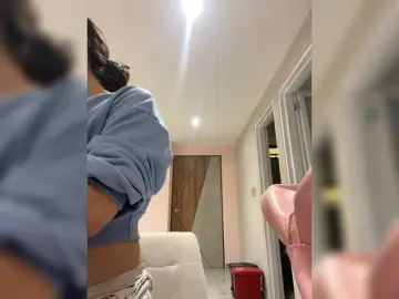 LeiaStone  live sex cam