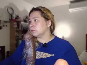 Lilye  live sex cam