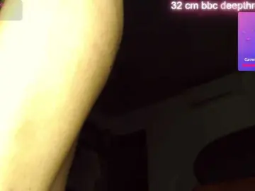 Lilye  live sex cam