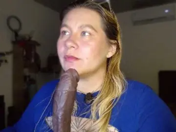 Lilye  live sex cam