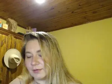 Lilye  live sex cam