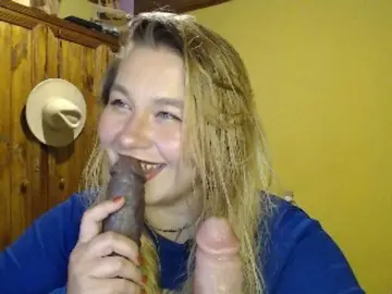 Lilye  live sex cam