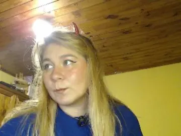 Lilye  live sex cam