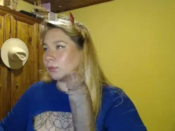 Lilye  live sex cam