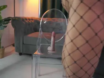 TaraElliot  live sex cam