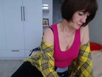 TinaaHott  live sex cam