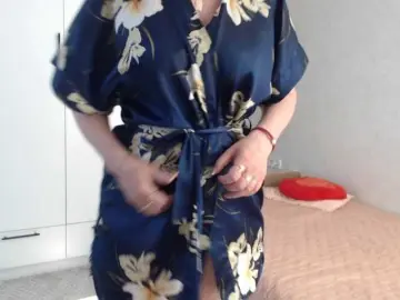 TinaaHott  live sex cam