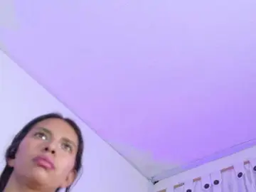 Vanessa-Mejiia  live sex cam