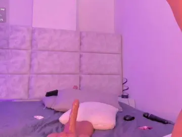 Daphne-kim  live sex cam