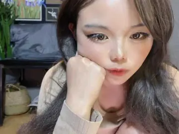 Foxsusu  live sex cam