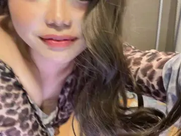 Foxsusu  live sex cam