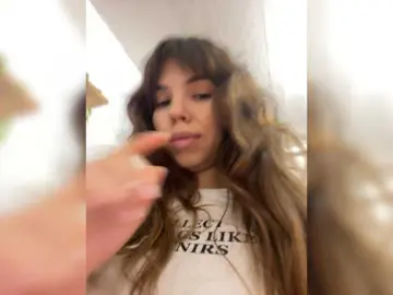 Hi-bounty  live sex cam